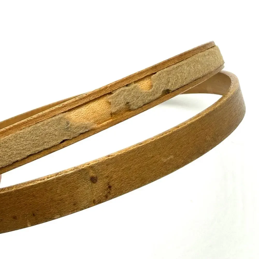 2 Vintage Wooden Embroidery Hoops Duchess + Unbranded 5 Inch Felt Cushion Lined